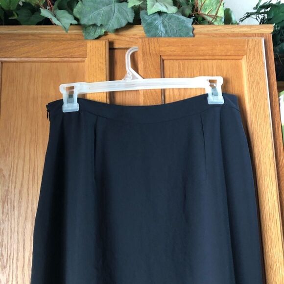 THEORY Gathered Side Crepe Silk Lined BRUNTON Skirt Size 10 Classic Business - Picture 7 of 12
